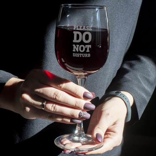 Бокал для вина "Please do not disturb", англійська, Дерев'яна подарункова коробка