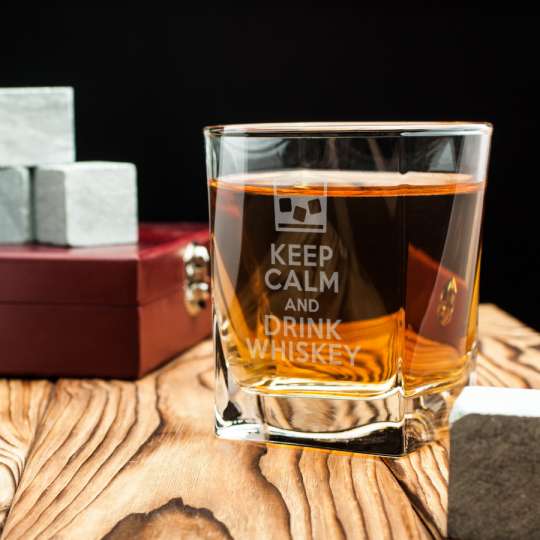 Стакан для виски "Keep calm and drink whiskey", англійська, Дерев'яна подарункова коробка з гравіюванням